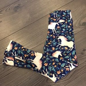 Lularoe unicorn leggings!